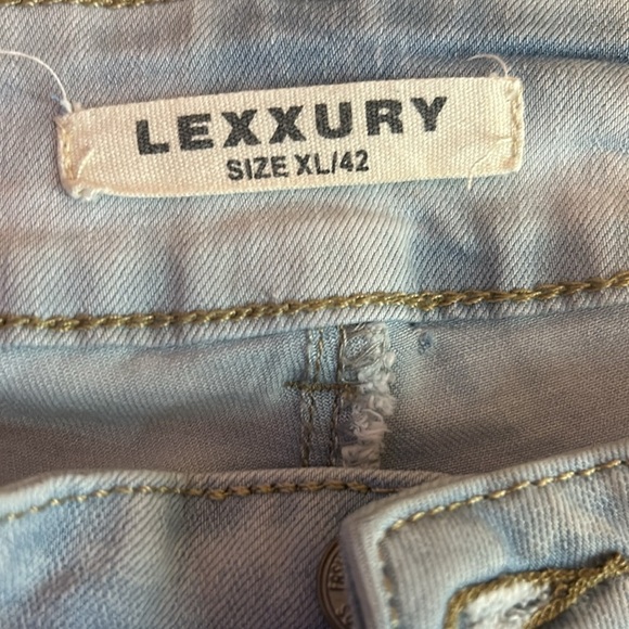 Lexxury jeans - Picture 2 of 3